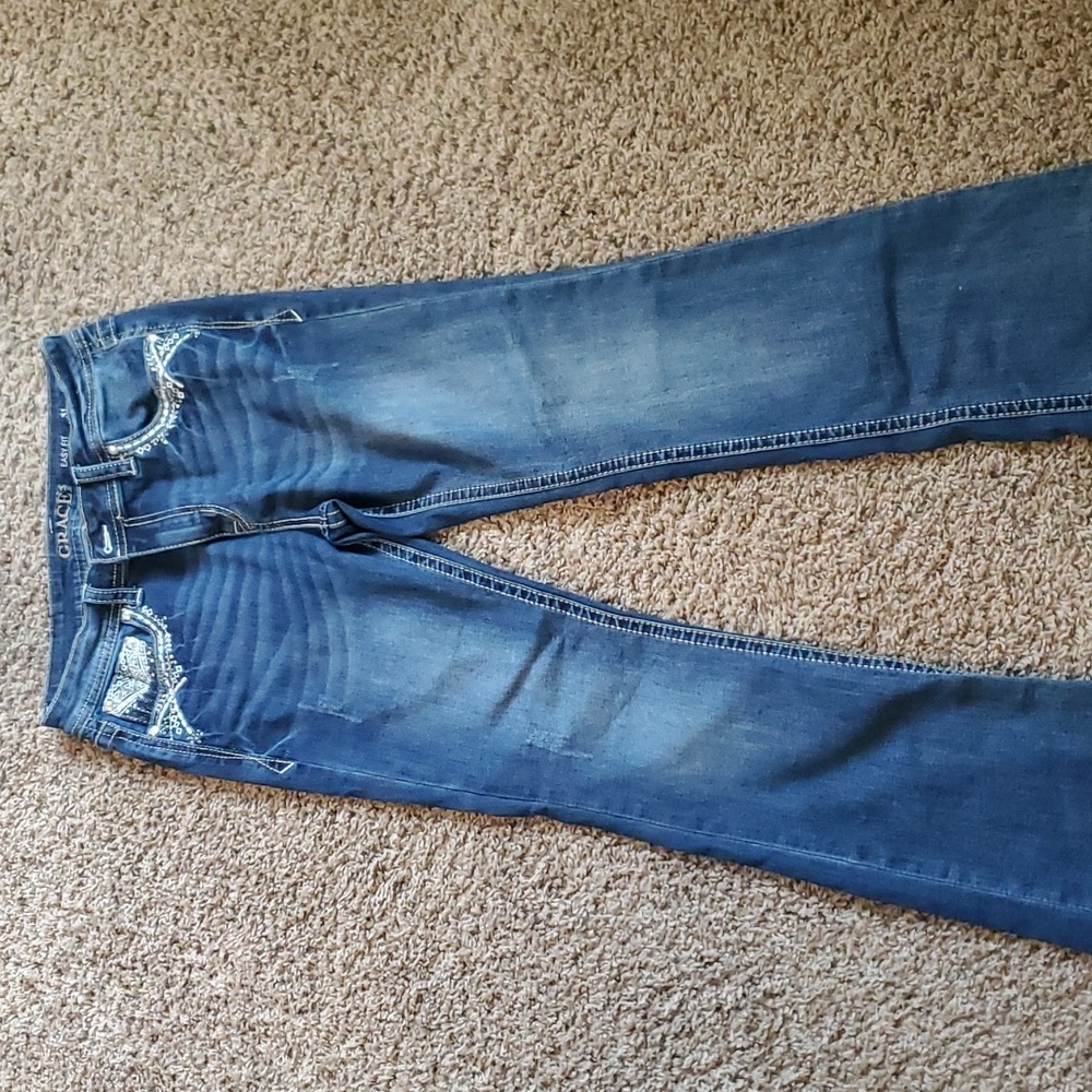 Women's Grace in LA jeans. Size 31 boot cut. Easy fit.